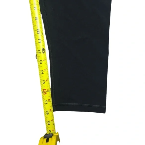 NWOT Athleta Transcend Capri Leggings In Black Activewear Women’s Size Medium - Picture 7 of 7